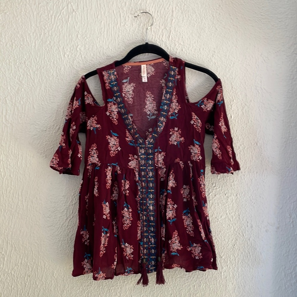 Xhilaration top